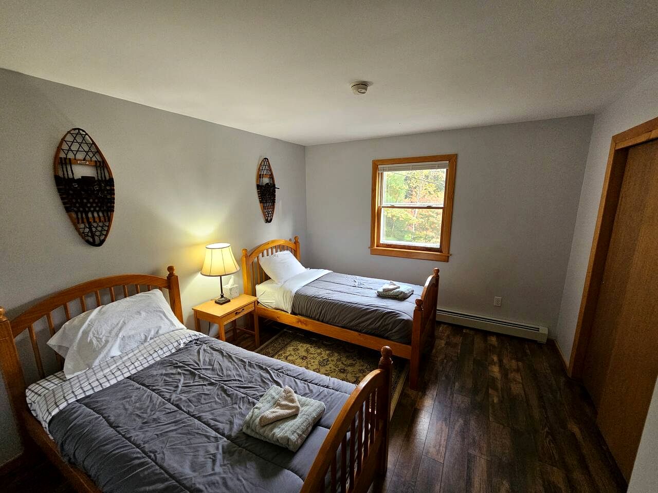 Spacious Mountain Cabin with Hot Tub & Fire Pit near White Mountains, New Hampshire