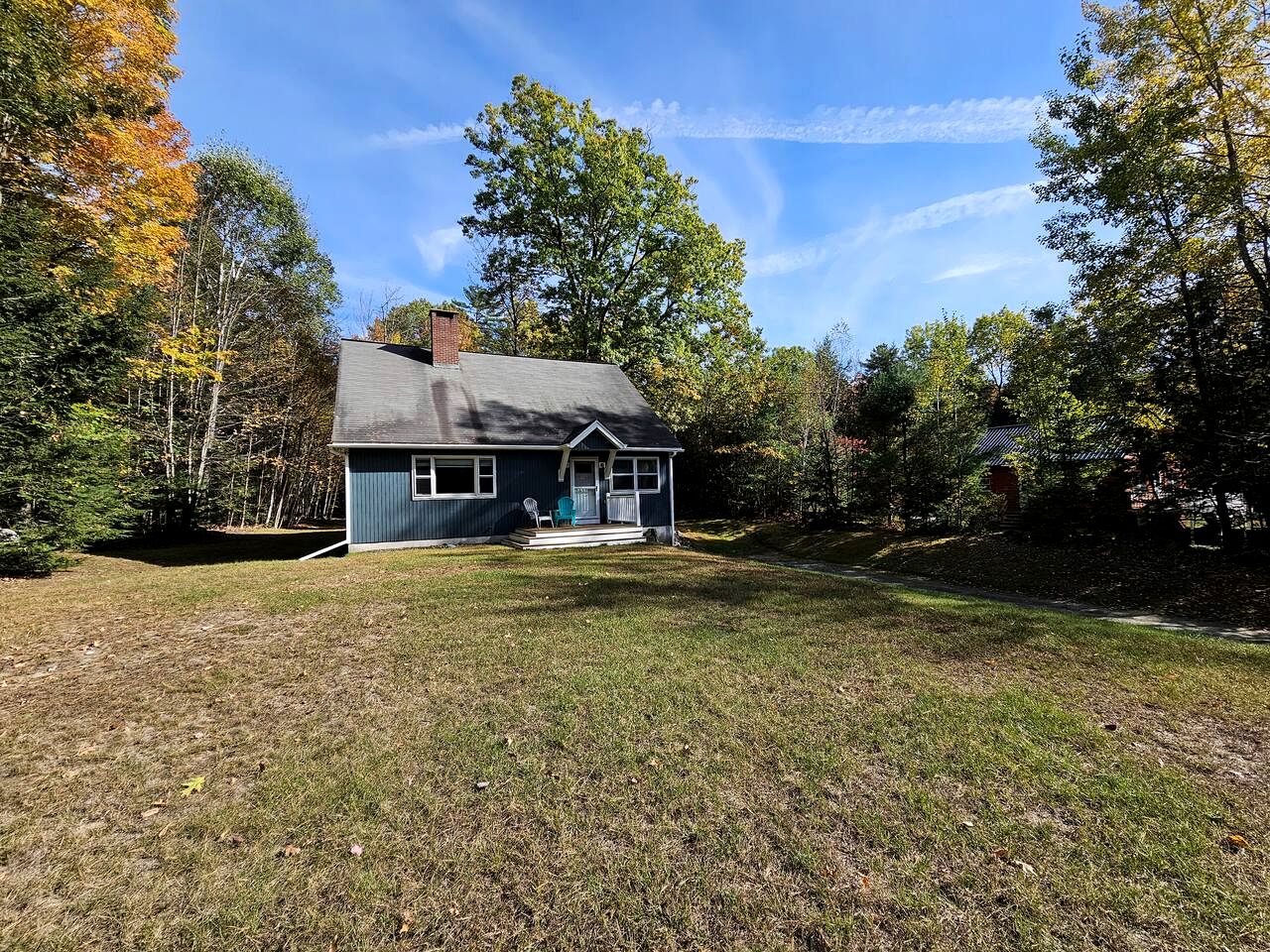 Spacious Mountain Cabin with Hot Tub & Fire Pit near White Mountains, New Hampshire