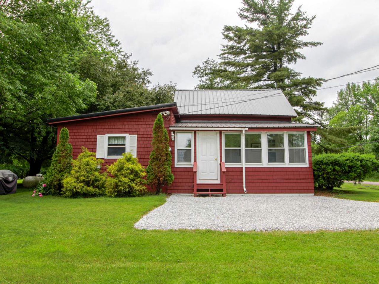 Cabin on Lake Champlain in North Hero, Vermont