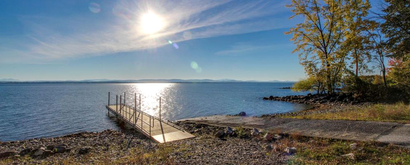 Cabin on Lake Champlain in North Hero, Vermont