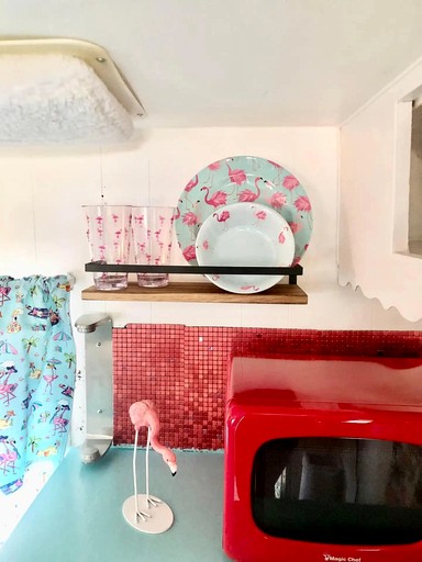 Caravans (United States of America, Weeki Wachee, Florida)