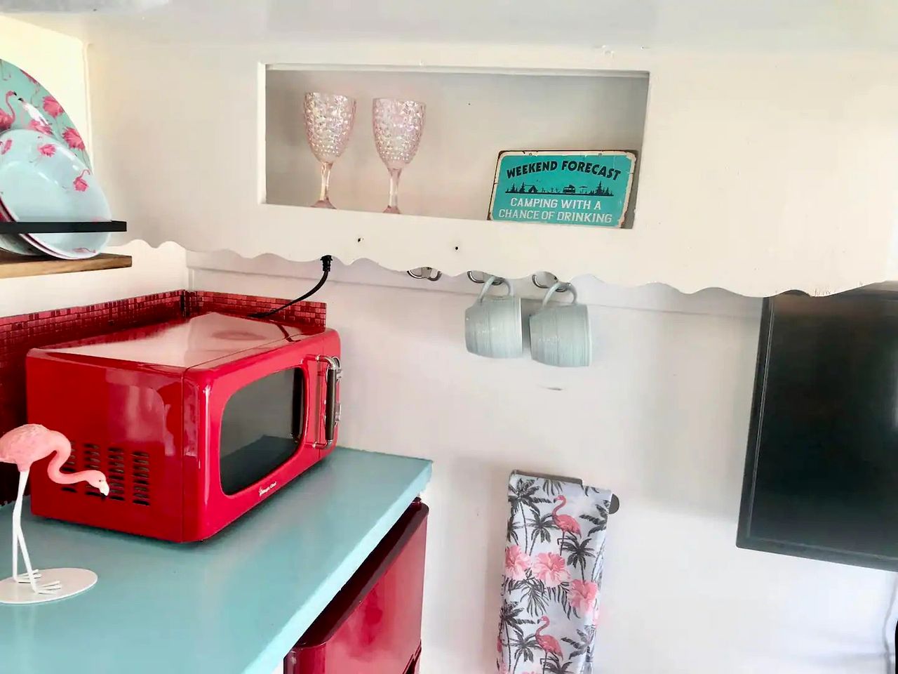 Picturesque Camper with Kayak Provided in Weeki Wachee, Florida