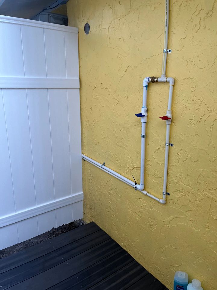 Picturesque Camper with Kayak Provided in Weeki Wachee, Florida