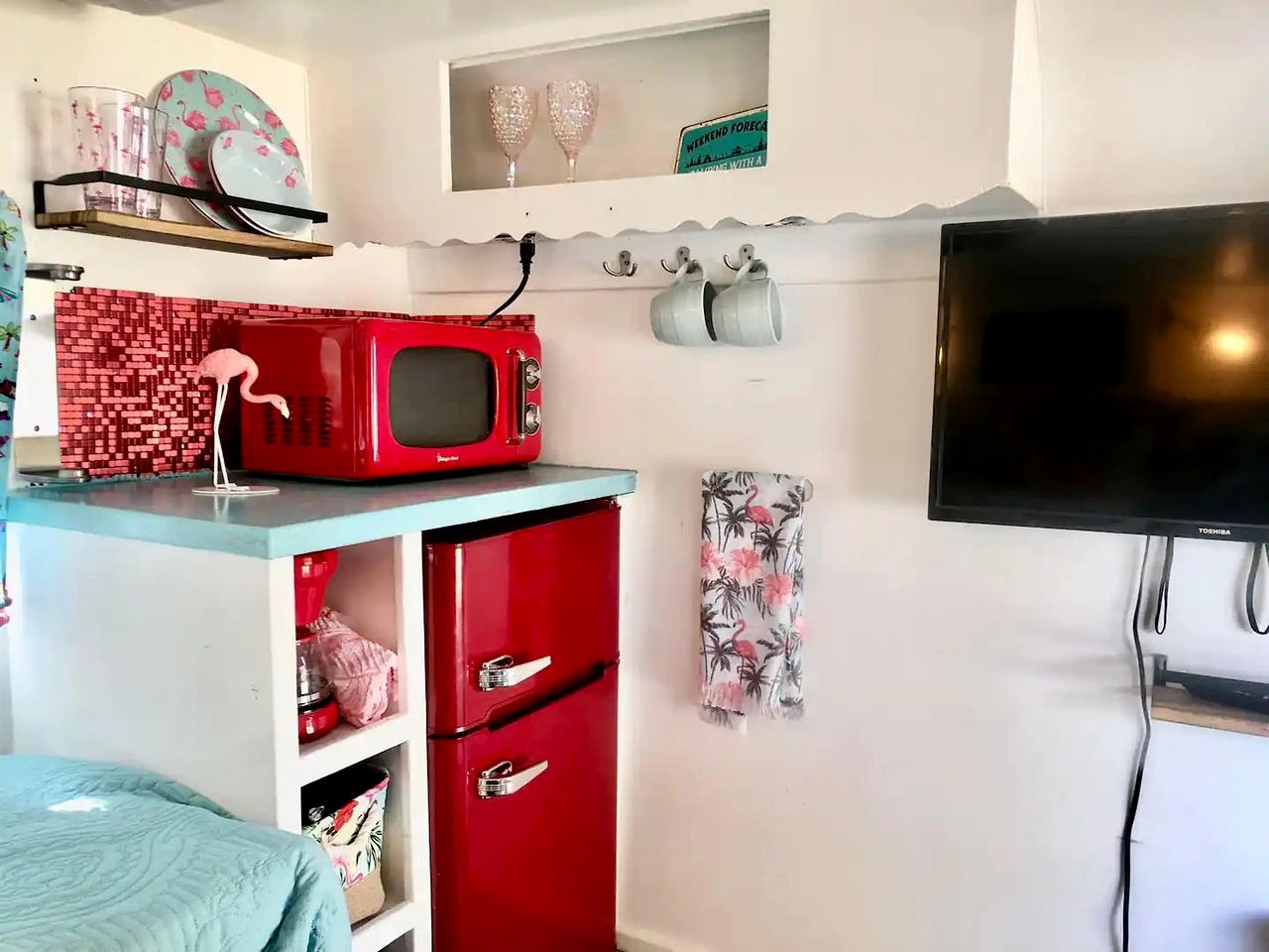 Picturesque Camper with Kayak Provided in Weeki Wachee, Florida