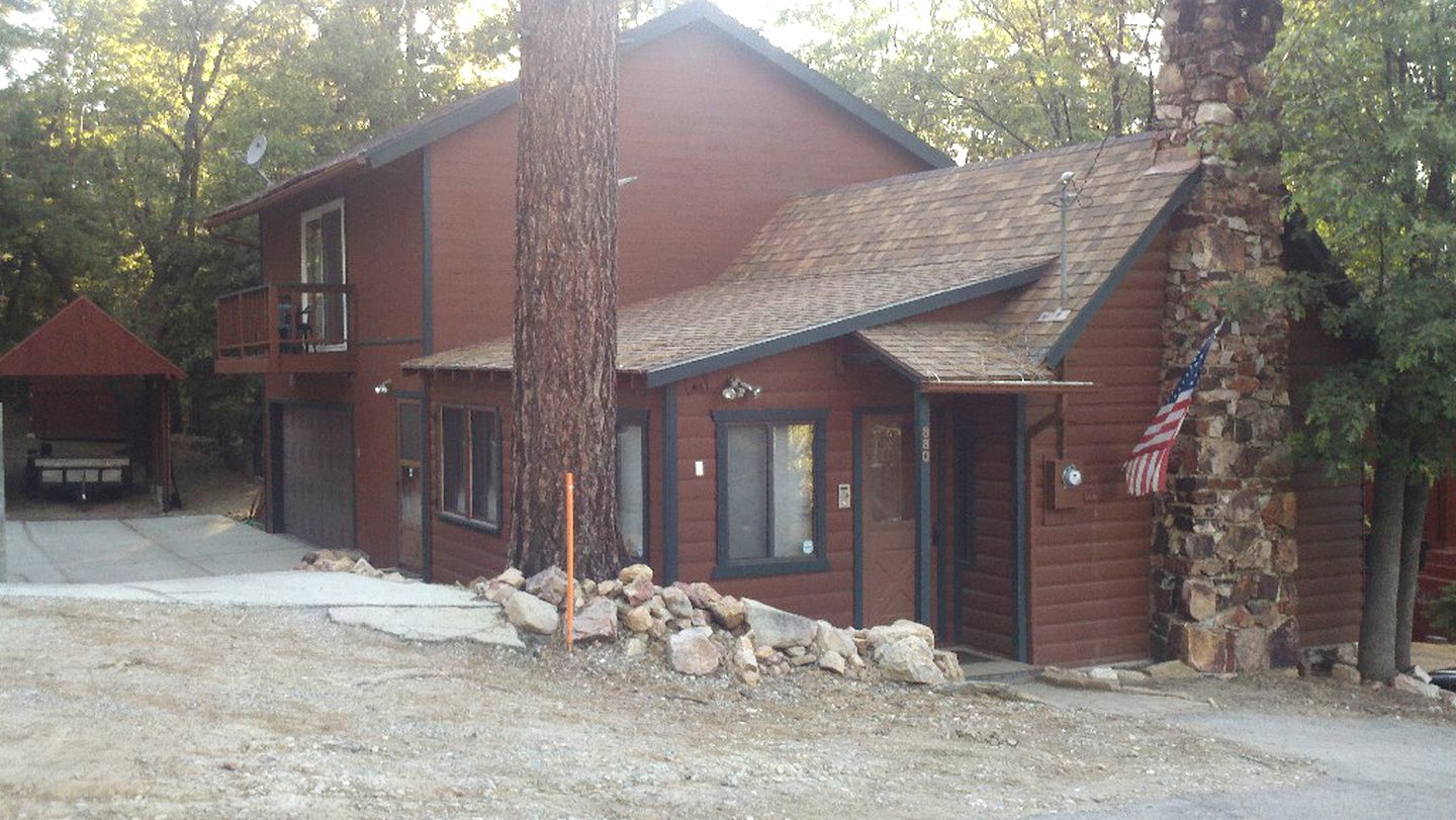 Camping Cabin in Big Bear Lake, California