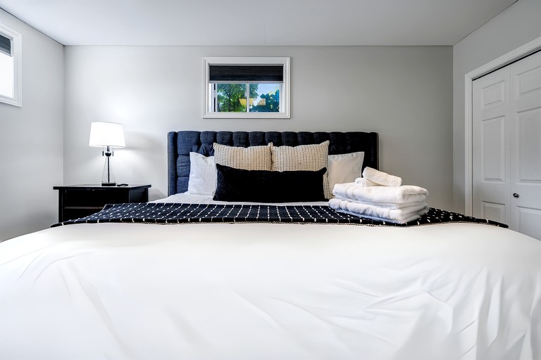 Vacation Rentals (Canada, Wheatley, Ontario)