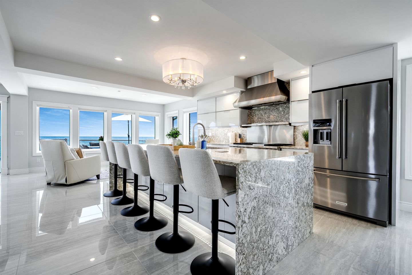 Luxury Waterfront Estate with Beach Access and Expansive Grounds in Ontario, Canada