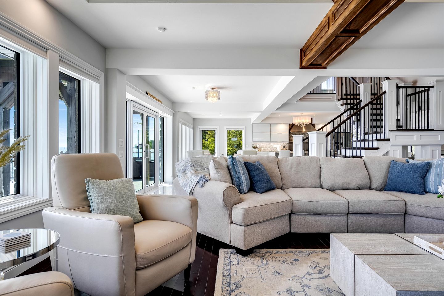 Luxury Waterfront Estate with Beach Access and Expansive Grounds in Ontario, Canada