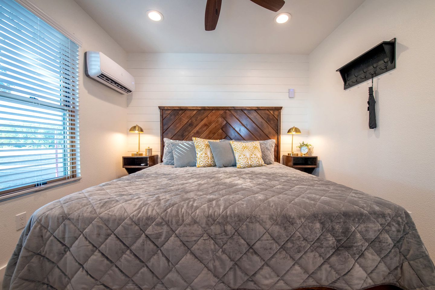 Waco, Texas Cabin for a Romantic Outdoor Glamping Adventure