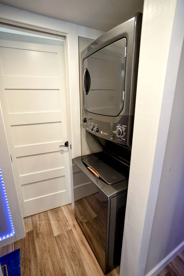 Whimsical Mountain Tiny House with Hot Tub near South Cumberland State Park Tennessee