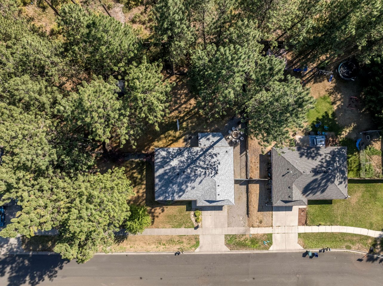 Whimsical Family-Friendly Vacation Retreat with Lake Views and Cozy Charm in Coeur d’Alene Idaho