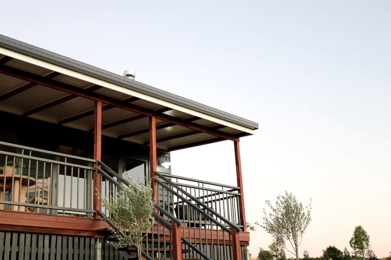 Cabins (Australia, Neumgna, Queensland)