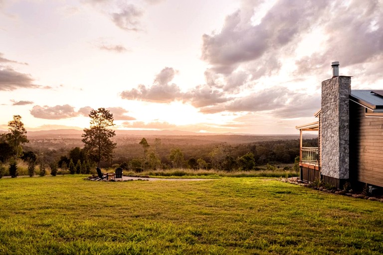 Cabins (Australia, Neumgna, Queensland)