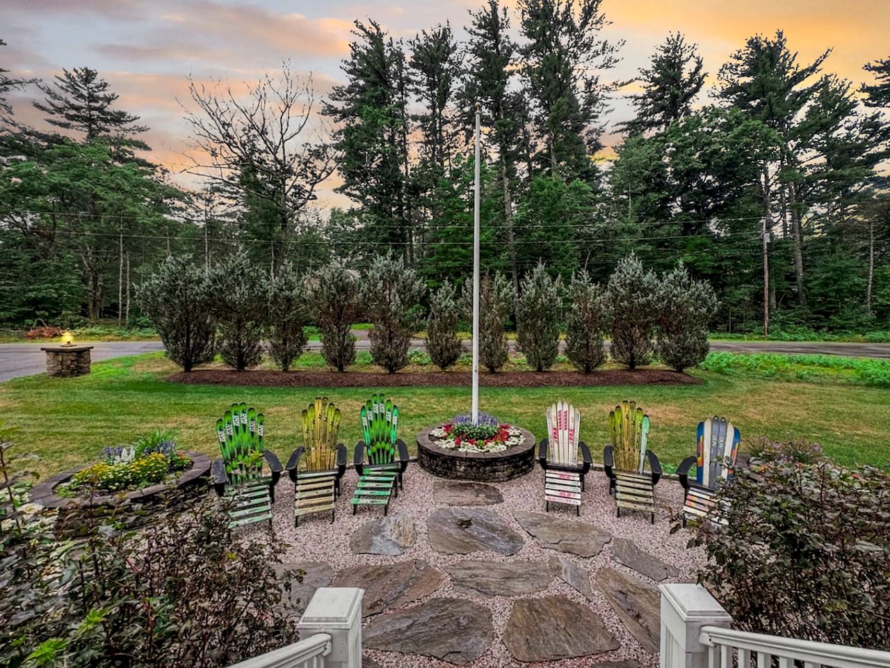 Luxurious Pet Friendly Vacation Rental Near Echo Lake with Hot Tub in North Conway, NH