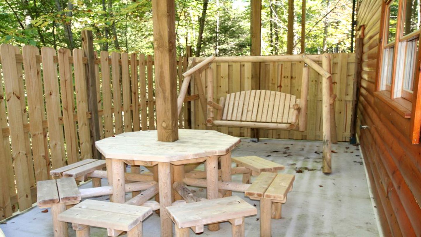 Large Tennessee Cabin Rental for Group Getaways