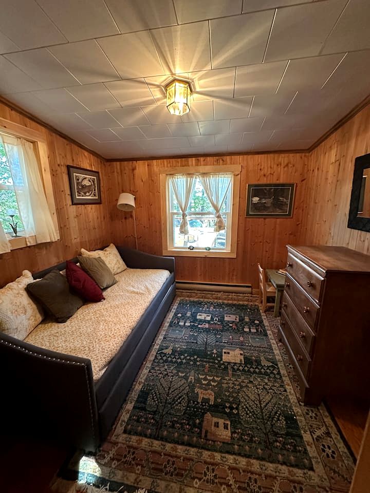 Hidden Countryside Gem with Fire Pit & Tranquil Setting in Aspers, Pennsylvania