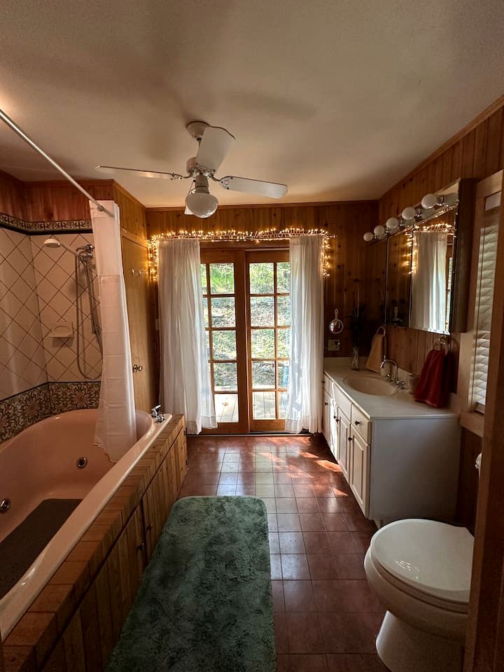 Hidden Countryside Gem with Fire Pit & Tranquil Setting in Aspers, Pennsylvania