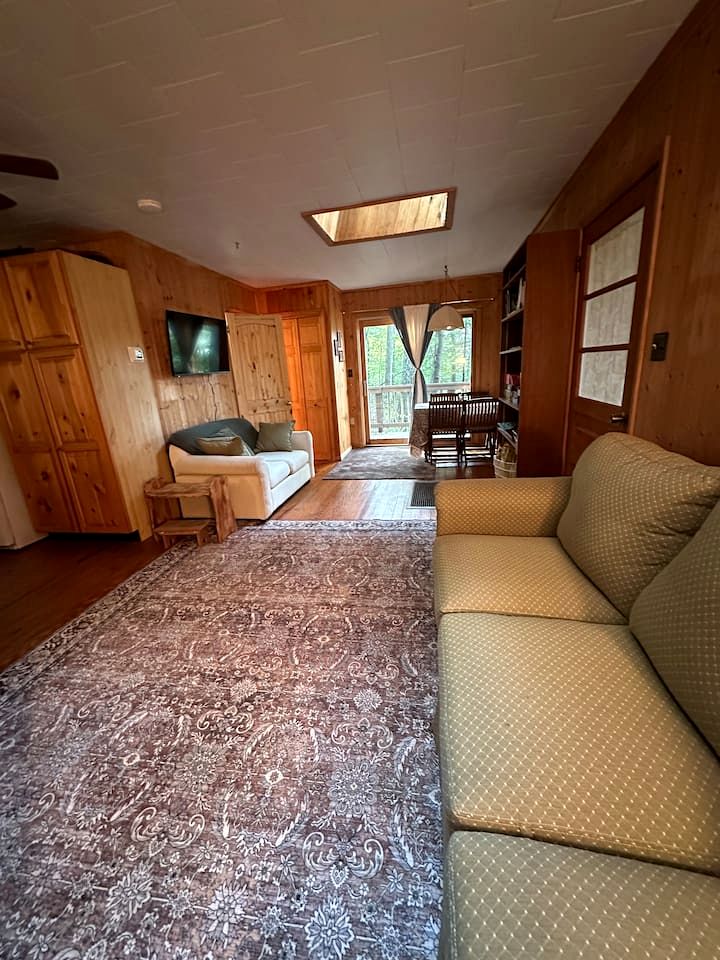 Hidden Countryside Gem with Fire Pit & Tranquil Setting in Aspers, Pennsylvania