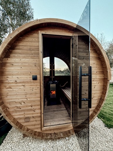 Huts (United Kingdom, Binsted, England)