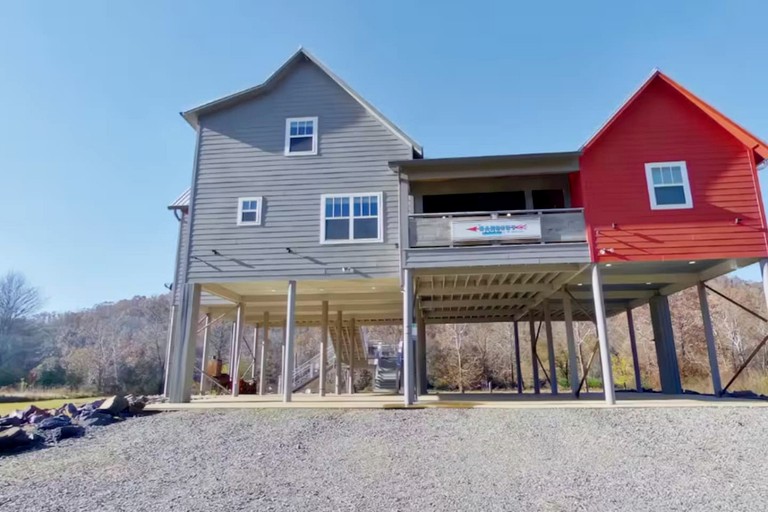 Cabins (United States of America, Glenwood, Arkansas)