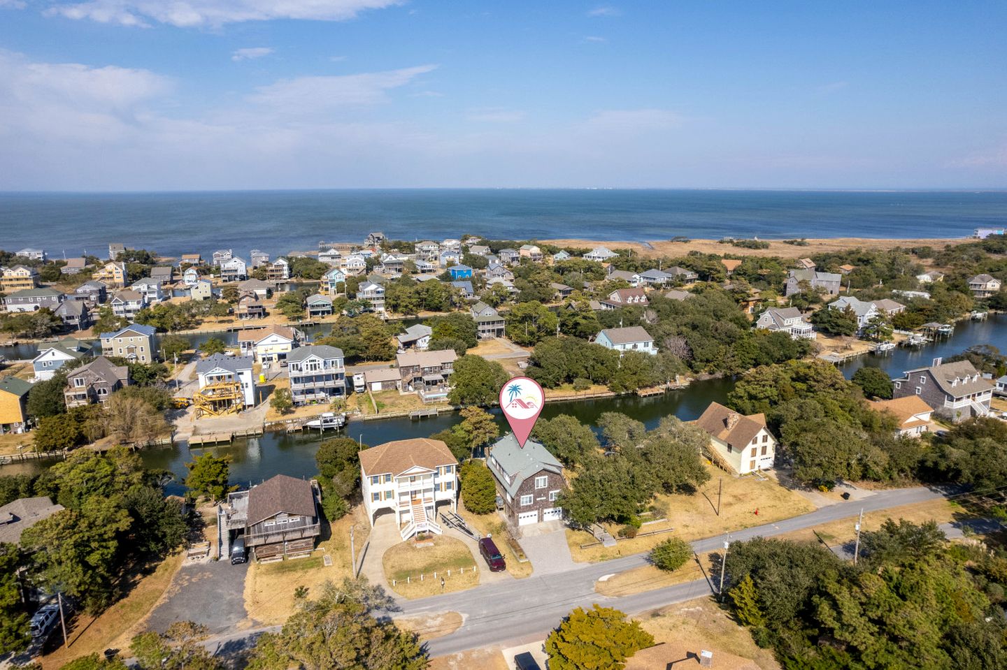 Gorgeous Waterfront Vacation Rental for an Unforgettable Family Getaway in Frisco, North Carolina