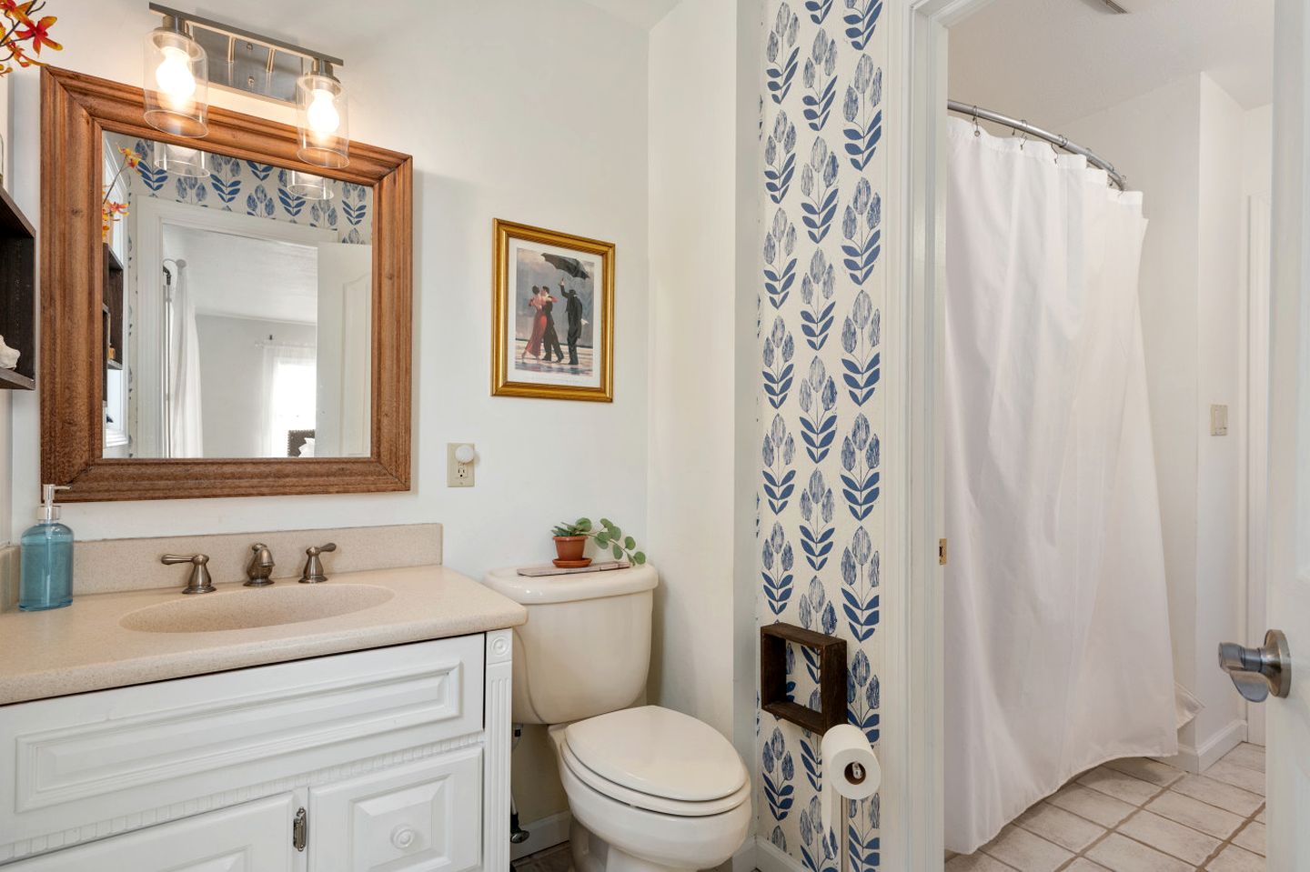 Gorgeous Waterfront Vacation Rental for an Unforgettable Family Getaway in Frisco, North Carolina