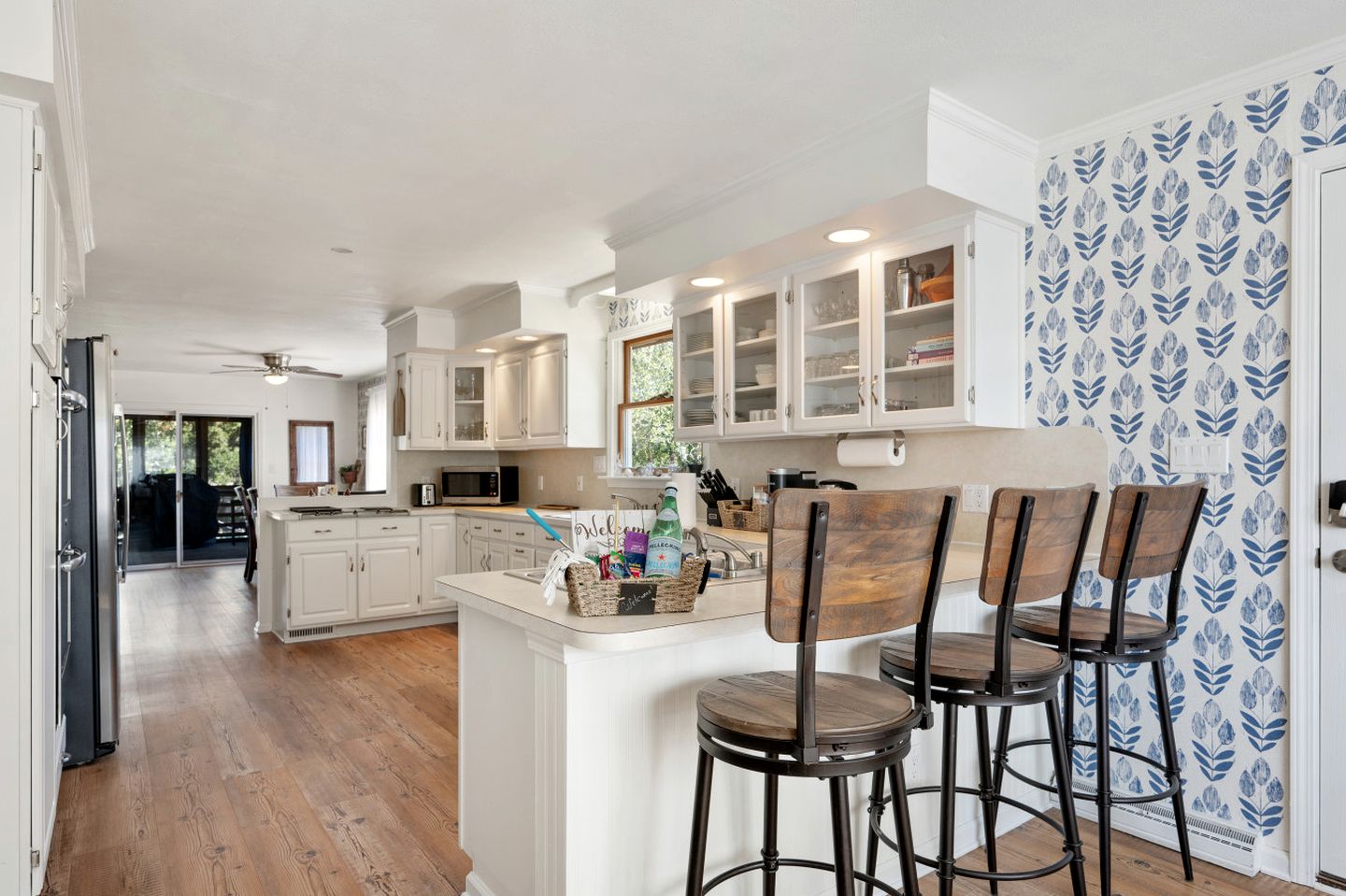 Gorgeous Waterfront Vacation Rental for an Unforgettable Family Getaway in Frisco, North Carolina