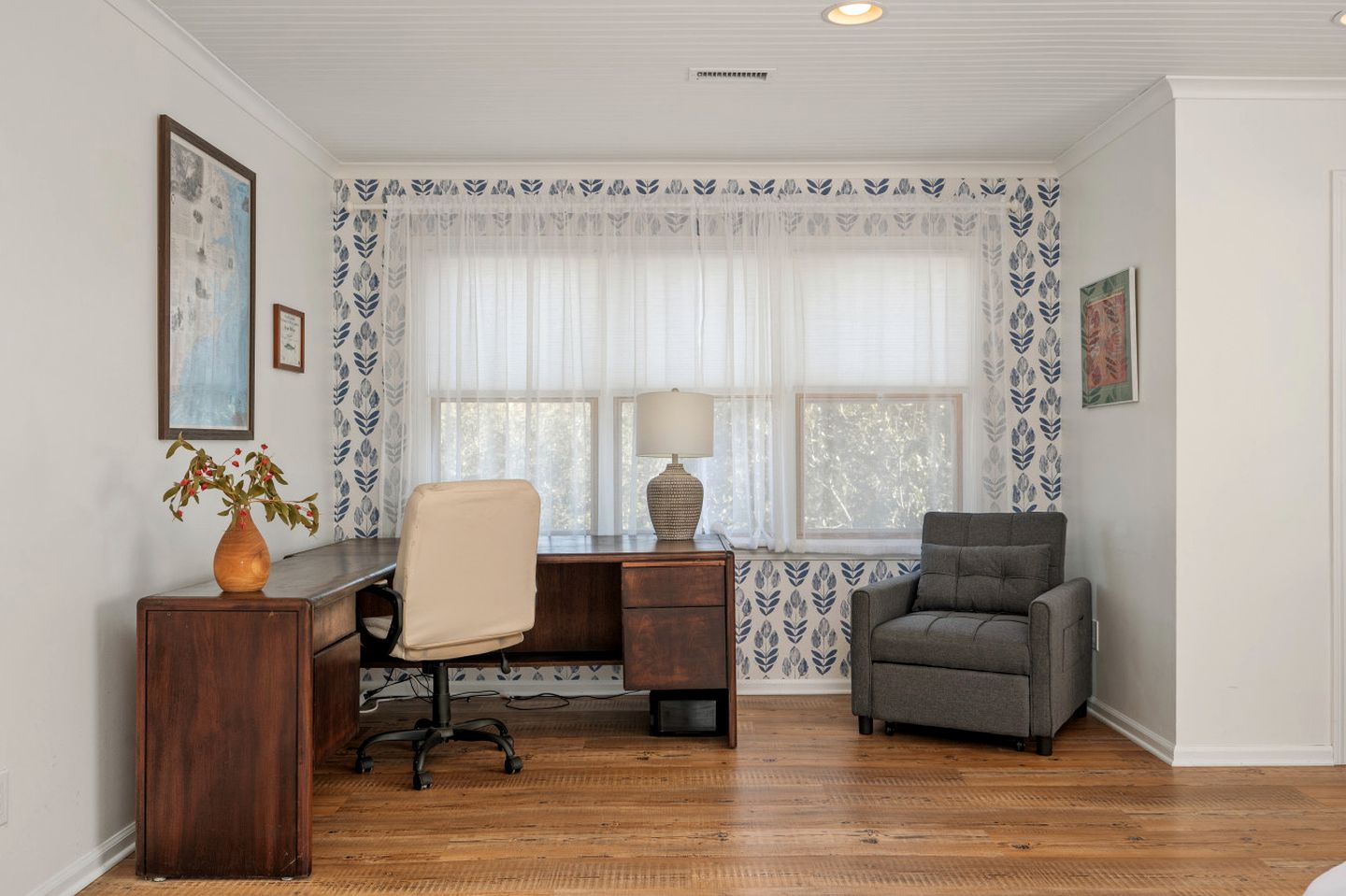 Gorgeous Waterfront Vacation Rental for an Unforgettable Family Getaway in Frisco, North Carolina