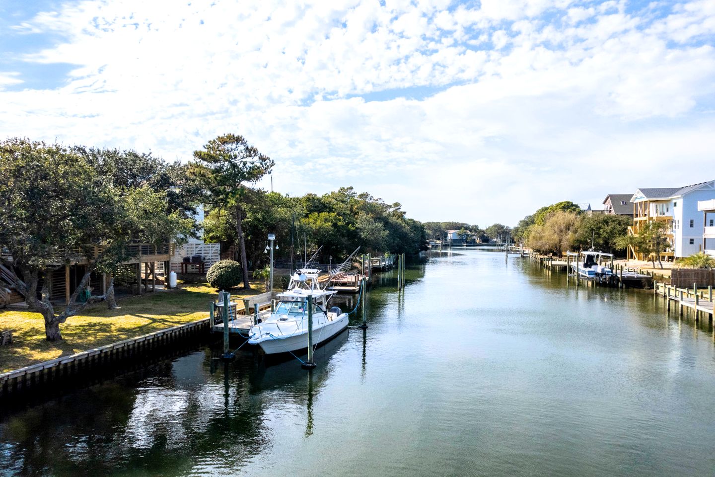 Gorgeous Waterfront Vacation Rental for an Unforgettable Family Getaway in Frisco, North Carolina