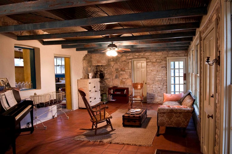 Cottages (Dripping Springs, Texas, United States)