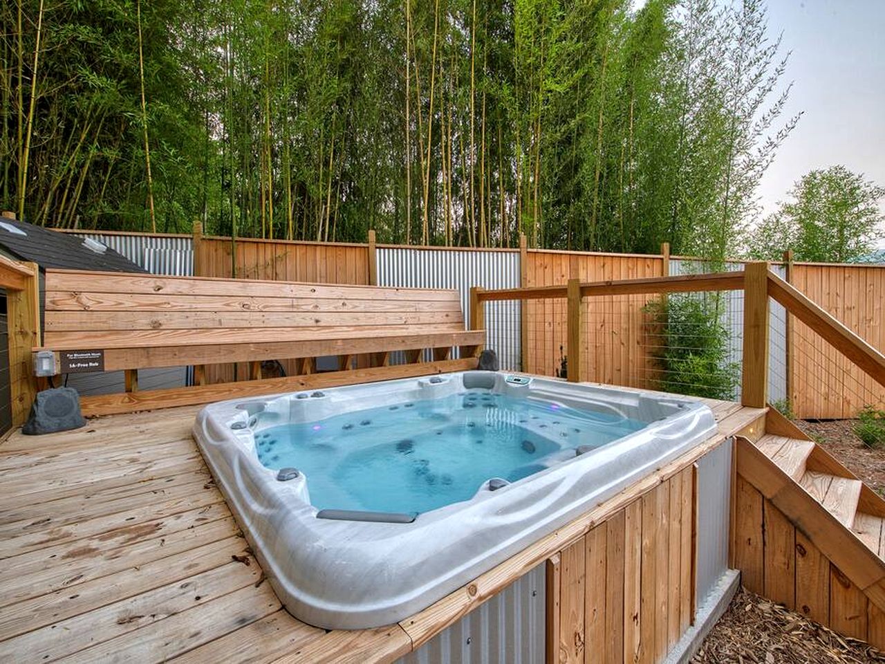 Spectacular Lofted Tiny House with Jacuzzi and Deck in North Carolina