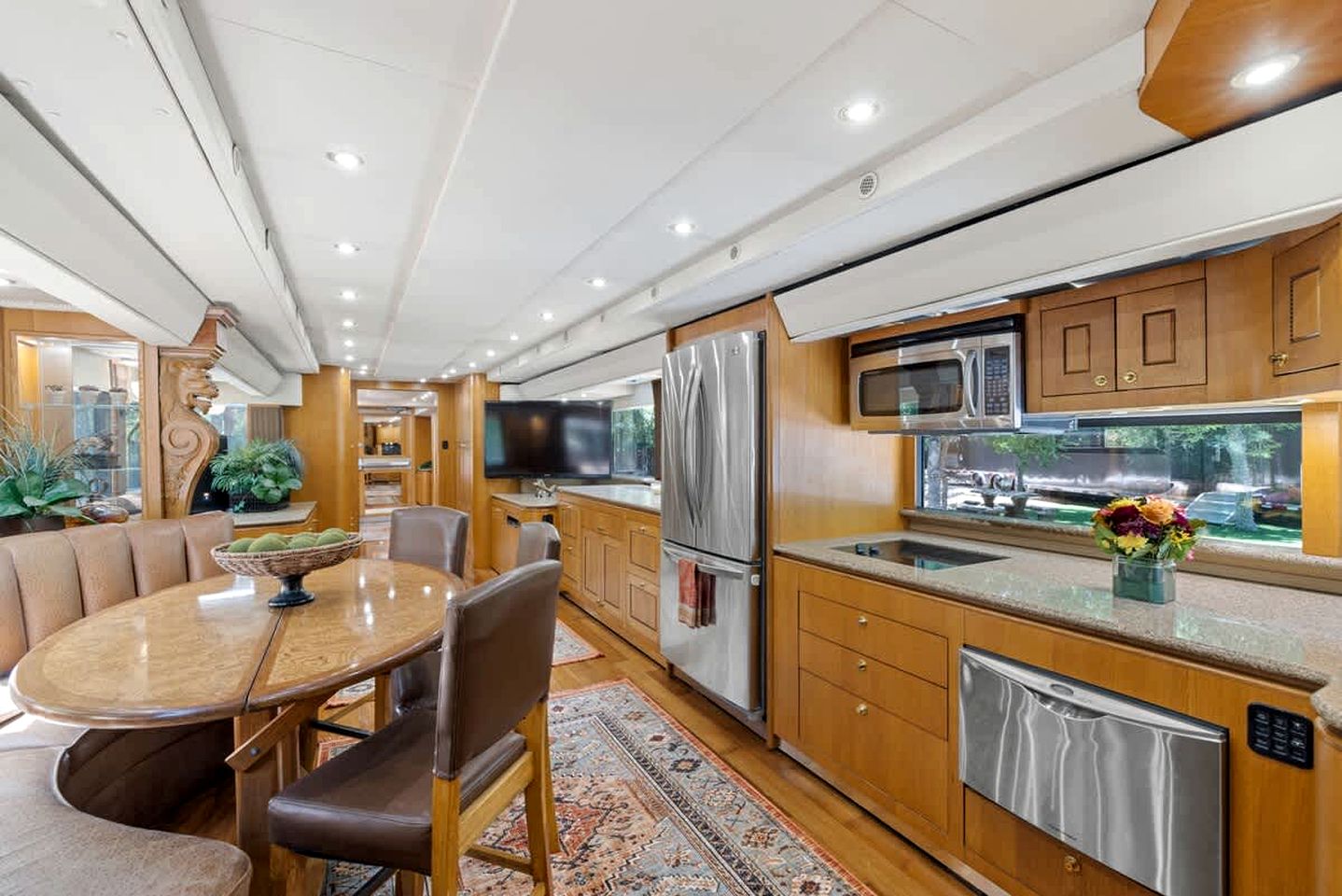 Opulent Luxury Villa Retreat near Lake Walter E. Long in Texas