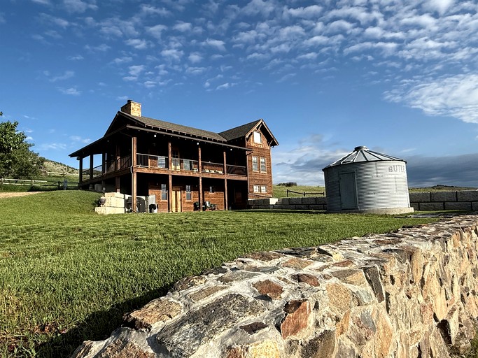 Vacation Rentals (United States of America, Pony, Montana)