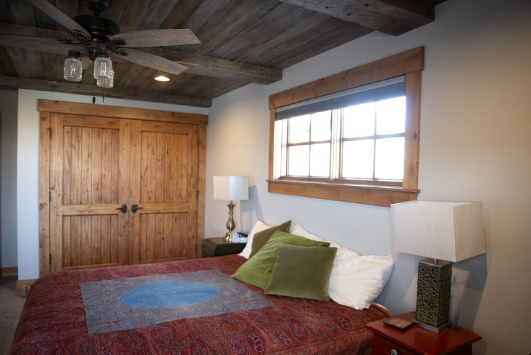 Vacation Rentals (United States of America, Pony, Montana)