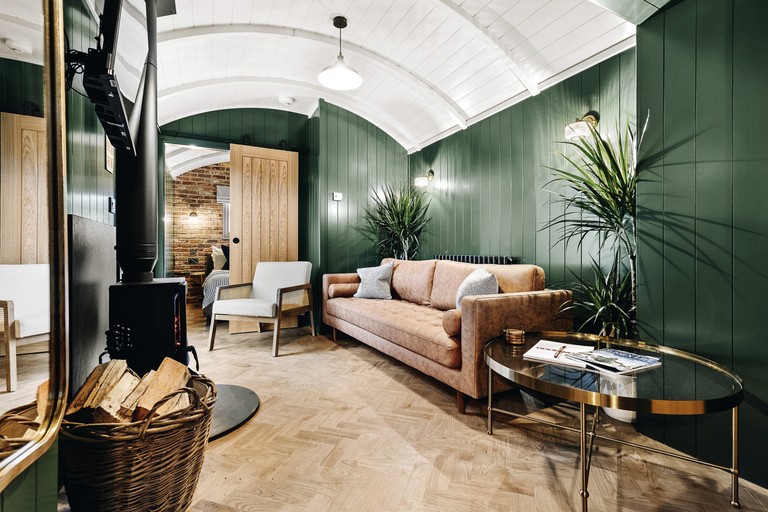 Huts (United Kingdom, Binsted, England)