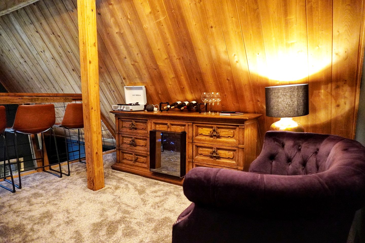 Incredible Secluded Cabin with Barrel Sauna, Fire Pit and Deck for an Unforgettable Getaway in the Finger Lakes in New York