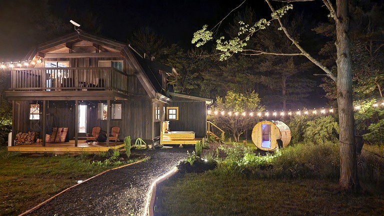 Cabins (United States of America, Hammondsport, New York)