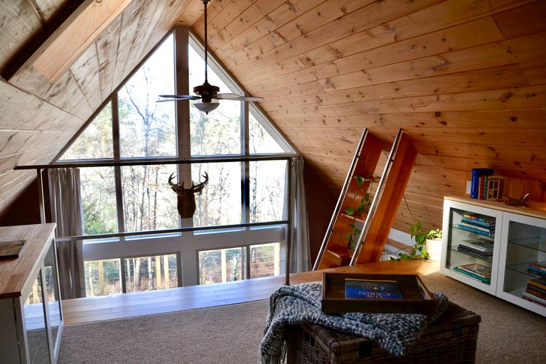 A-Frame Cabins (Wardensville, West Virginia, United States)