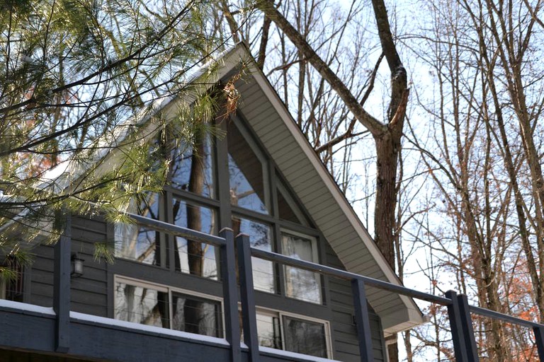 A-Frame Cabins (Wardensville, West Virginia, United States)