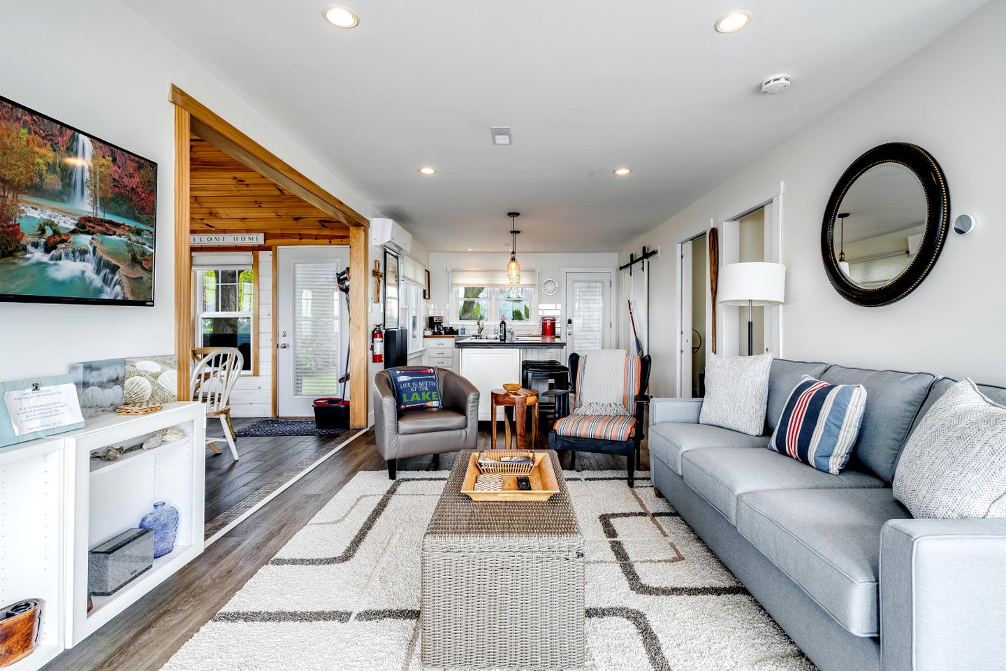 Impressive Waterfront Cottage with Fantastic Views in Leamington, Ontario