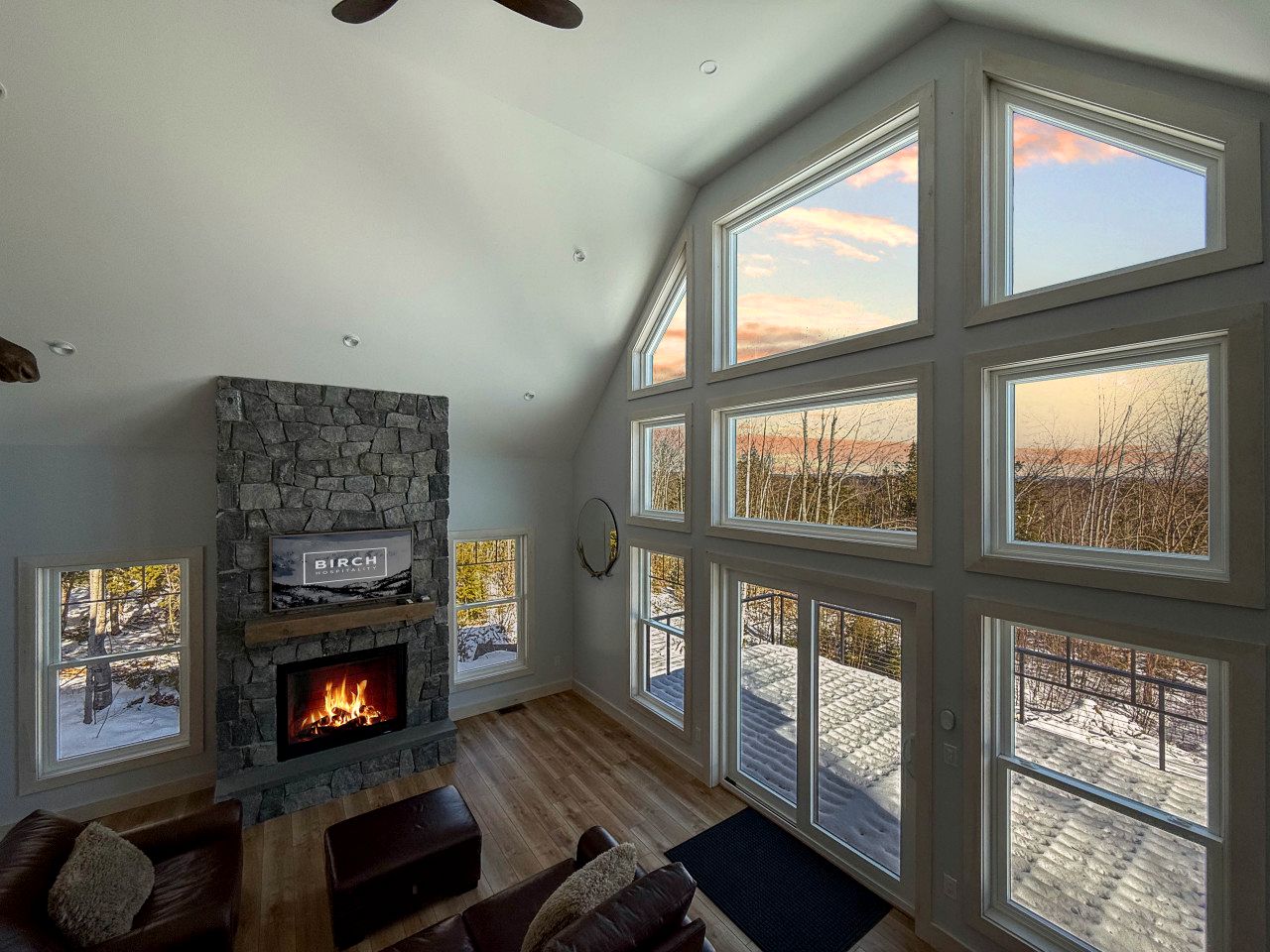 Secluded Modern Cabin for a Luxury Getaway in Conway, New Hampshire