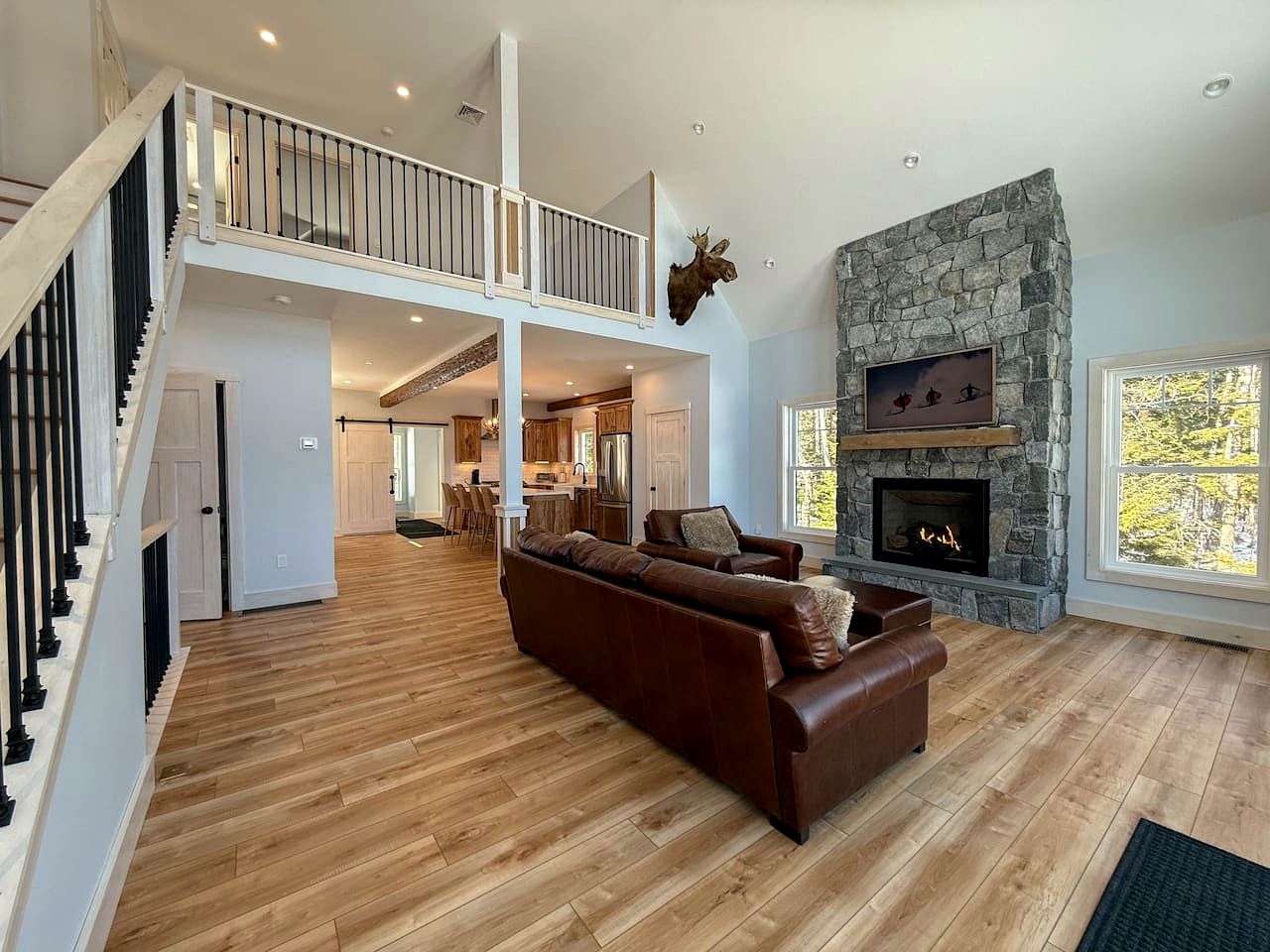 Secluded Modern Cabin for a Luxury Getaway in Conway, New Hampshire