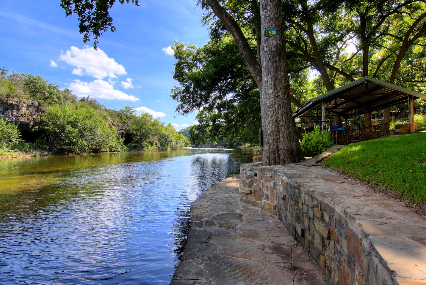 Three Texan Glamping Cabins, for a Waterfront Getaway on the Guadalupe River