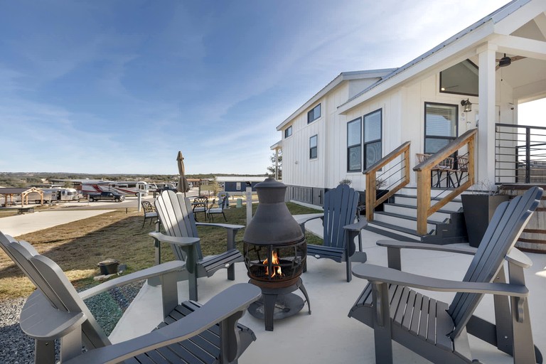 Modern and Inviting Tiny Home Retreat with Resort-Style Pool and Amenities Near Fredericksburg, TX