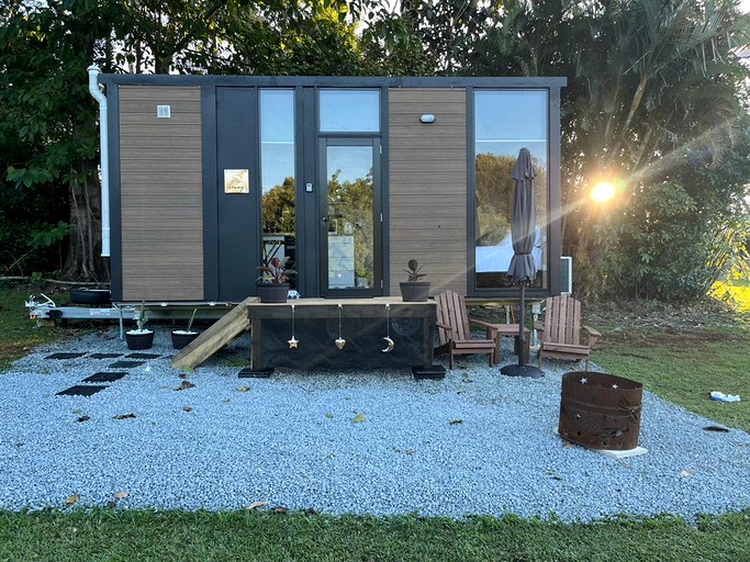 Coastal Glamping in a New South Wales Tiny House