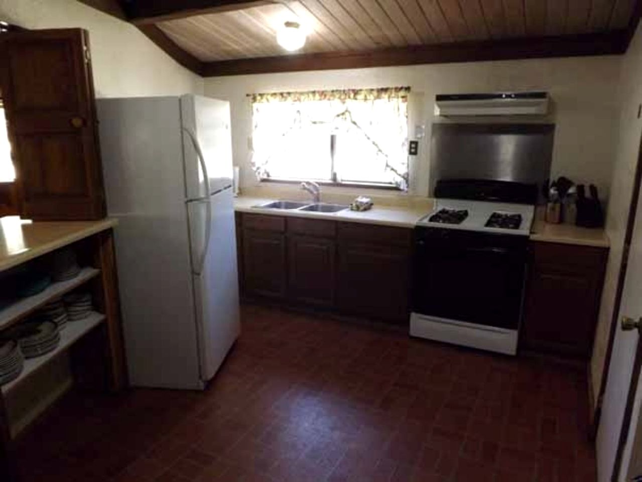 Enormous Group Cabin with Picnic Area and Outdoor Playing Spaces in Arizona