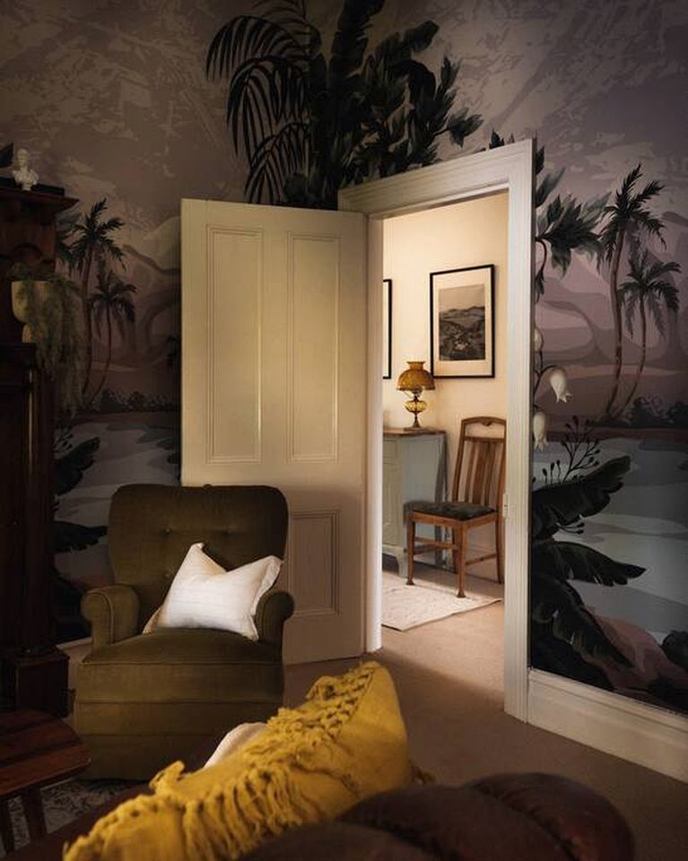 Elegant Stylish Cottage Perfect for a Peaceful Escape in Victoria
