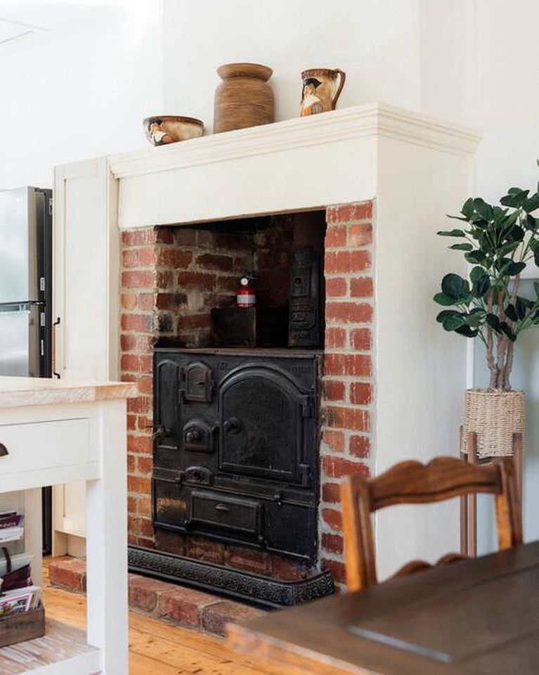 Elegant Stylish Cottage Perfect for a Peaceful Escape in Victoria