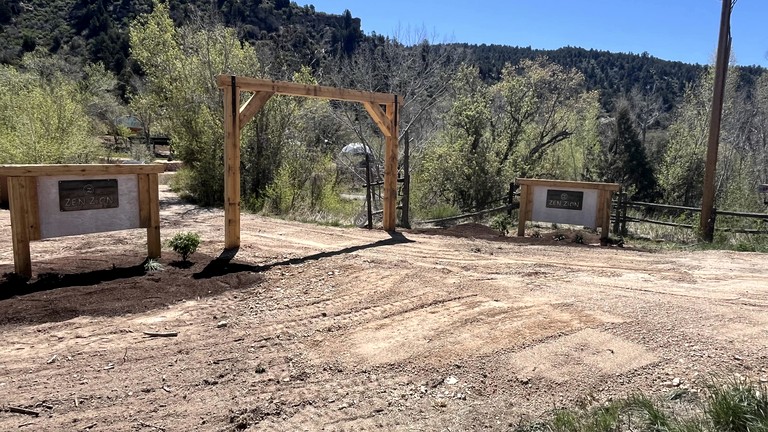 Cabins (United States of America, Glendale, Utah)