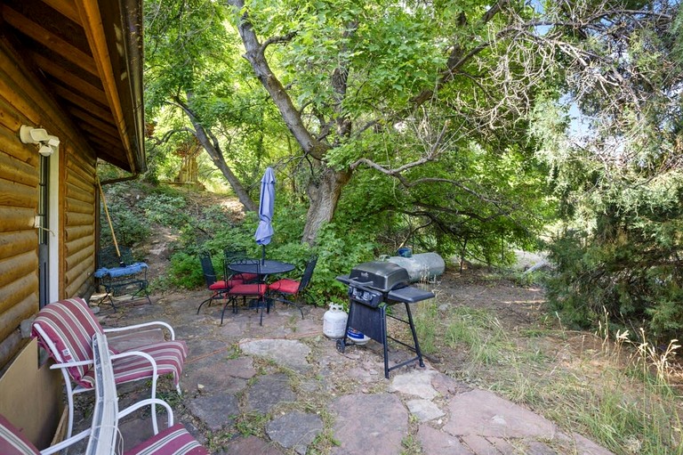 Cabins (United States of America, Glendale, Utah)